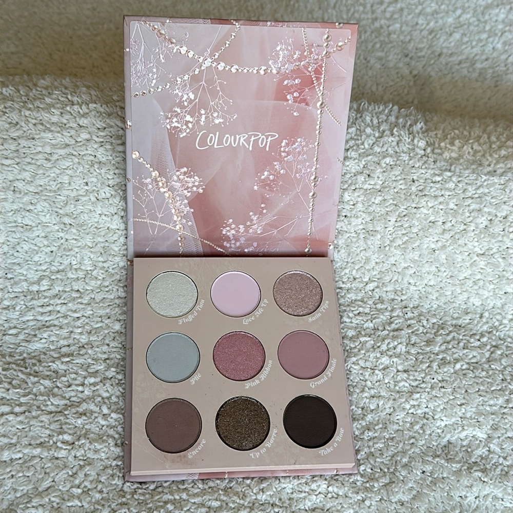 BNIB Colourpop Pressed Powder Eyeshadow Palette-  Petals En Pointe